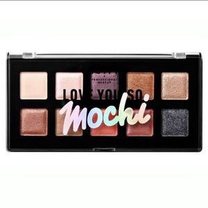 🆕NYX Love You So Mochi Sleek & Chic Eyeshadow Set